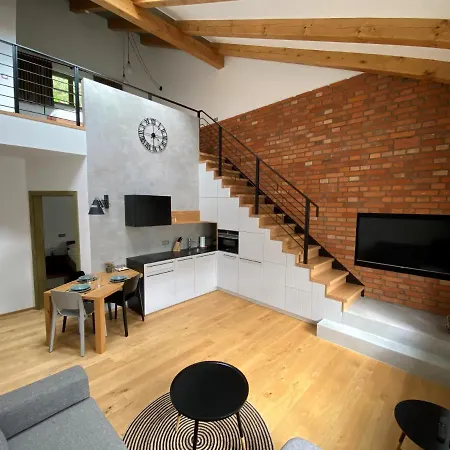 Hotel apartamentowy Stodola