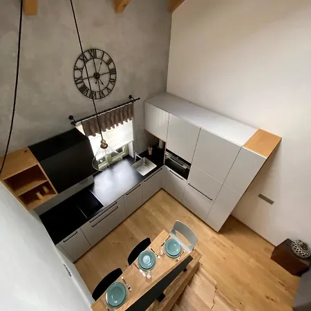 Stodola Hotel apartamentowy Bela pod Bezdezem